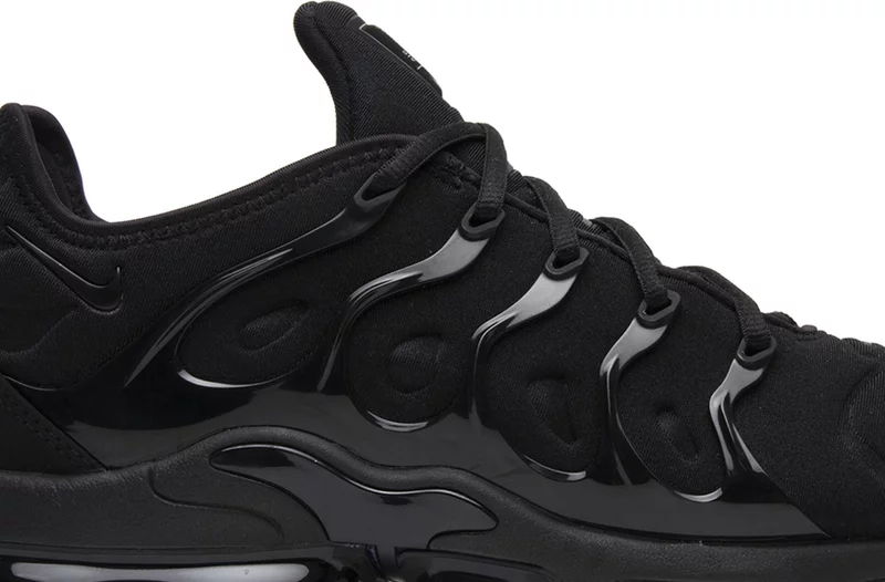 Nike Air VaporMax Plus Triple Black - Image 3
