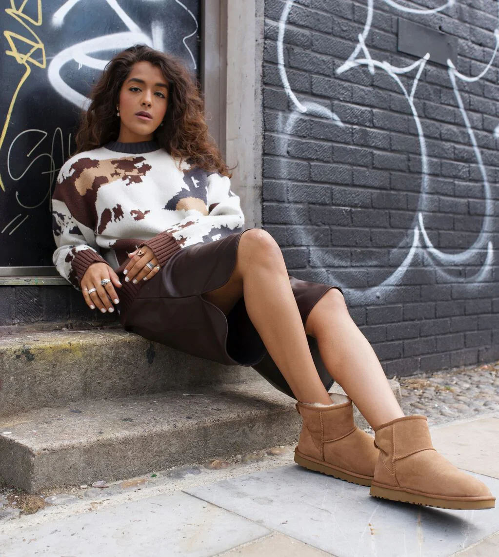 UGG Classic Mini II Boot Chestnut Women's - Image 3