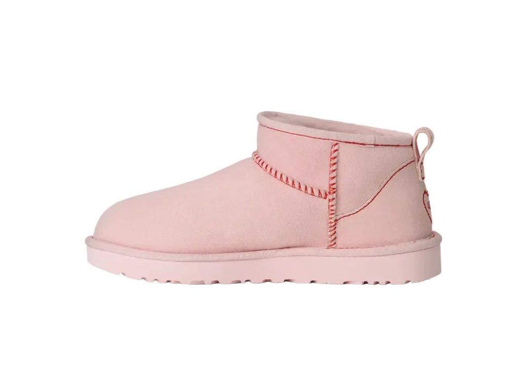 UGG Classic Ultra Mini Love ’26 Women’s - Image 3