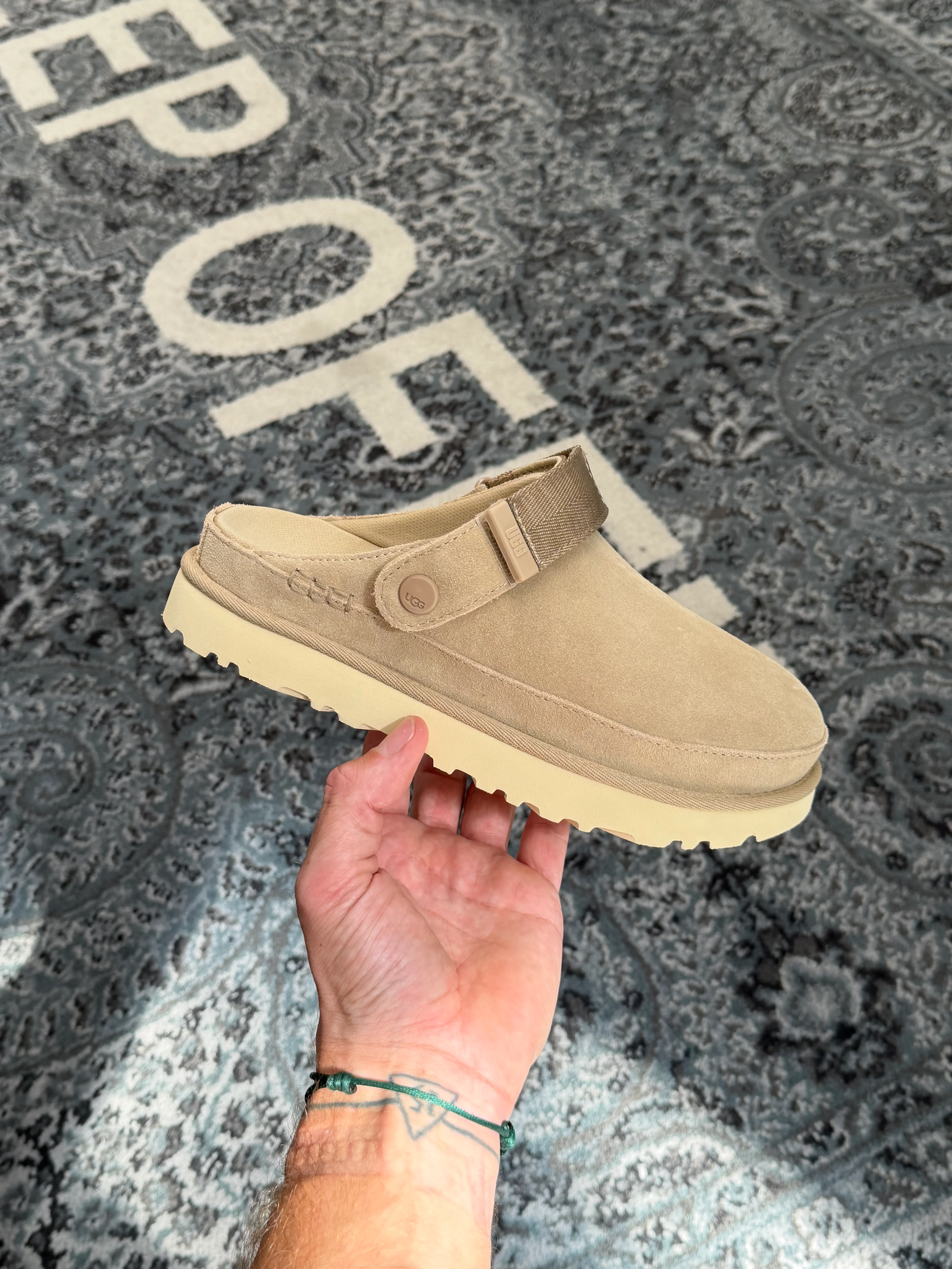 UGG Goldenstar Clog Sand Women's - Image 3