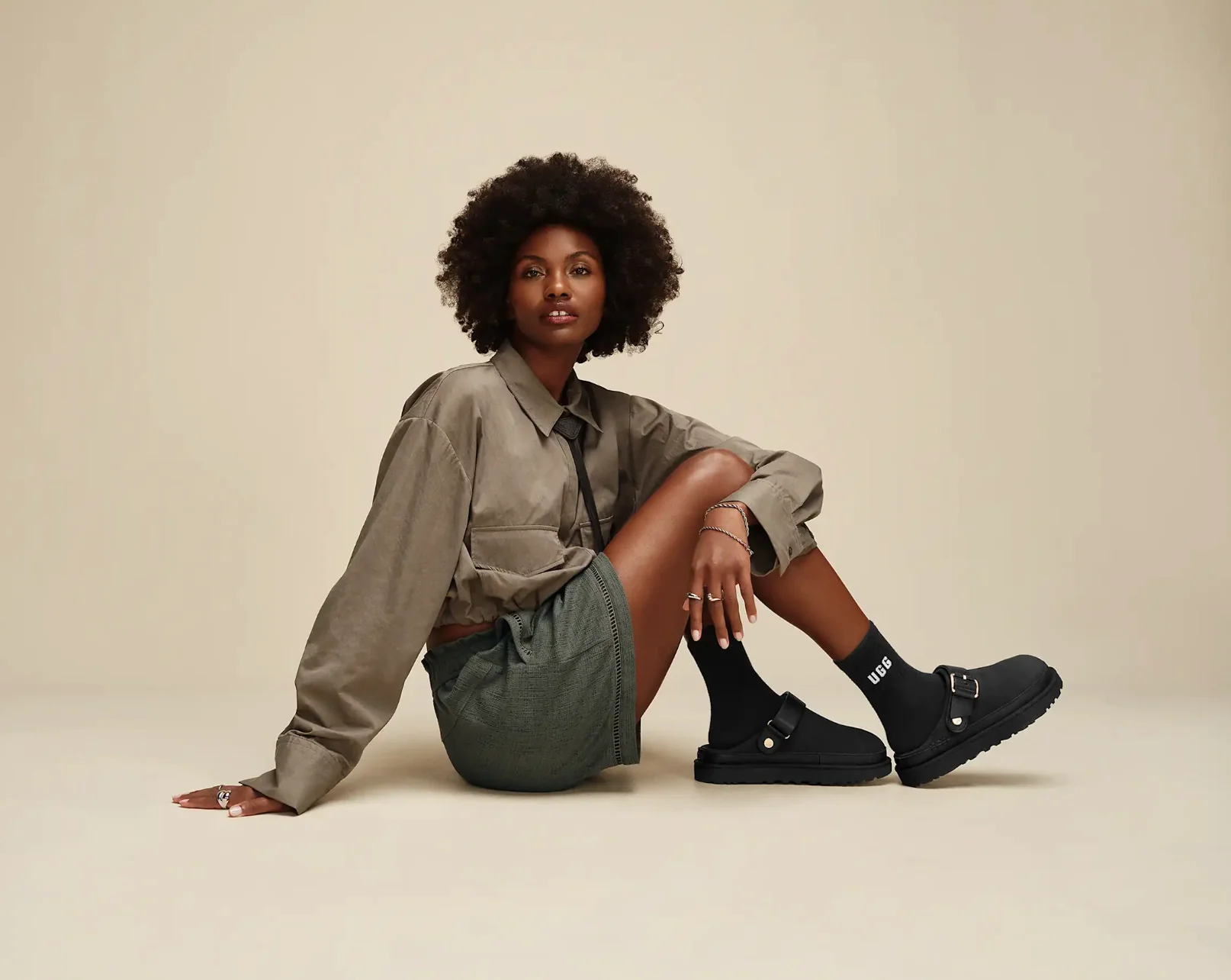 UGG Goldenstar Villa Clog Black Women’s - Image 9